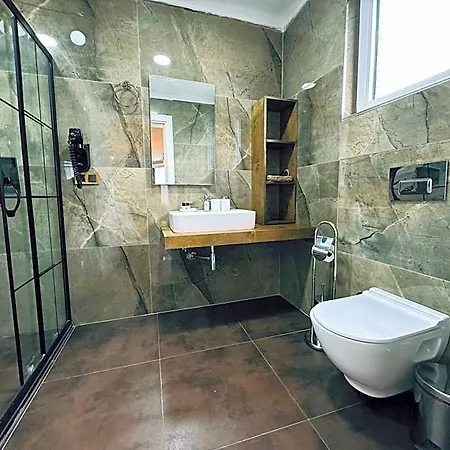 Hotel Treekos Airport Provincia di Istanbul